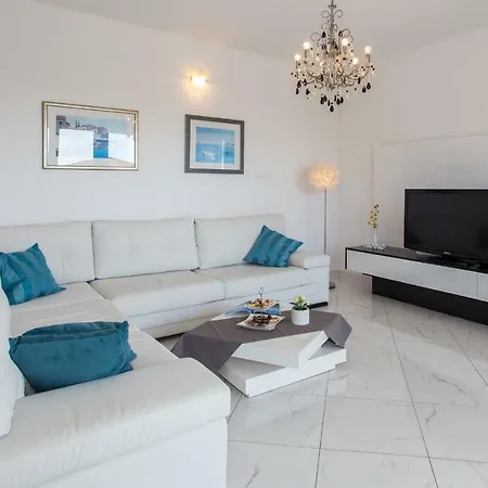 Milena Villa Vodice